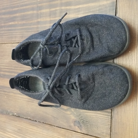 Allbirds Black Wool Running Shoe Size 10 - Picture 1 of 4